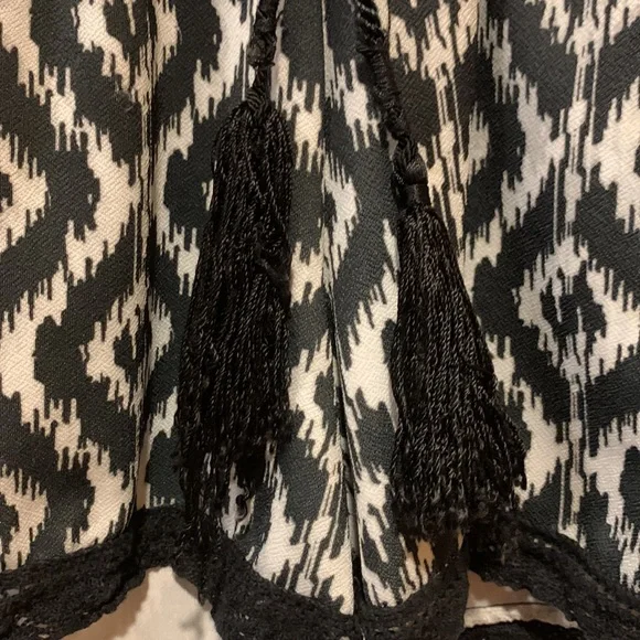 Romper for girls size large - Picture 2 of 4